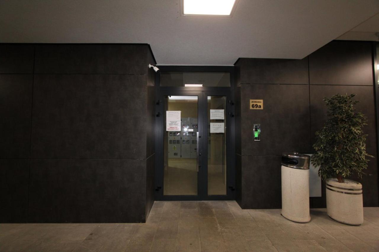 Downtown Apartment Μπάνια Λούκα Εξωτερικό φωτογραφία